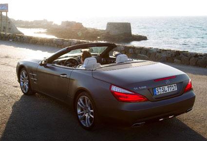 مرسيدس بينز تطلق SL550 المكشوفة 